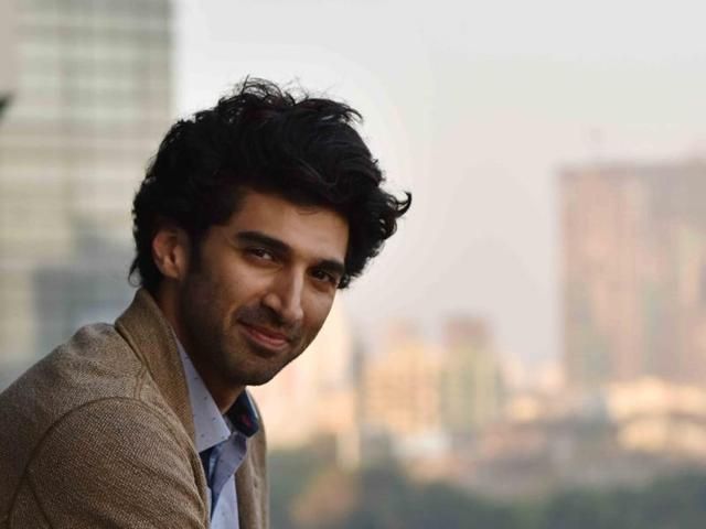 Aditya Roy Kapur, Varun Dhawan, Ranbir Kapoor: The King Of Romantic Expressions 5