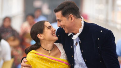 Akshay Kumar’s special moment with Sara Ali Khan from Atrangi Re set goes viral on internet