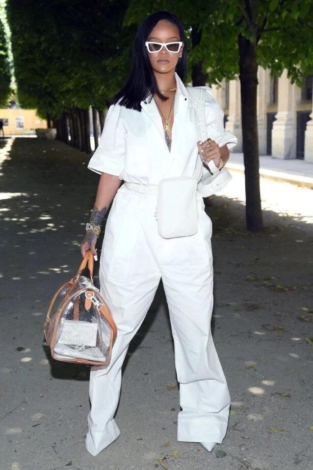 An Absolute Stunning Look From Rihanna As She Slays Her Monochrome Outfit - 1