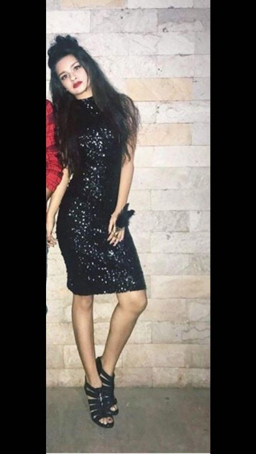 Avneet Kaur, Jannat Zubair, Ashi Singh, Reem Shaikh: Hot in shimmery bodycon dresses - 5