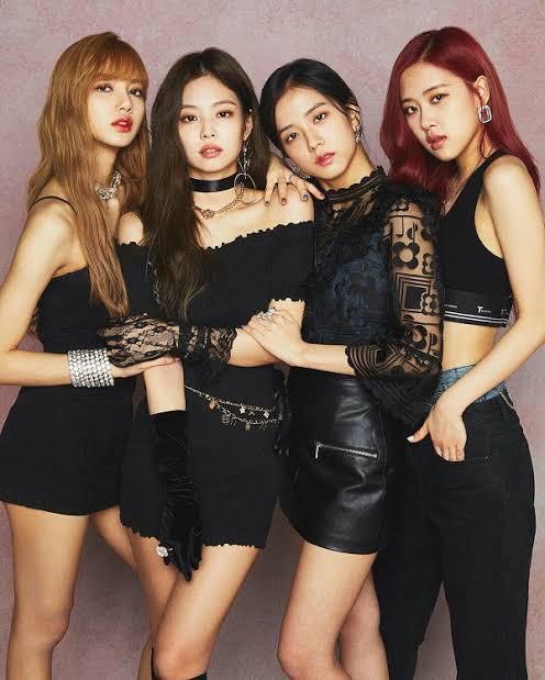 BLACKPINK Girls Hot Photos In Black Is Ready To Stun You - 1