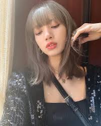 BLACKPINK Lisa's Perfect Sunkissed Pose! 2