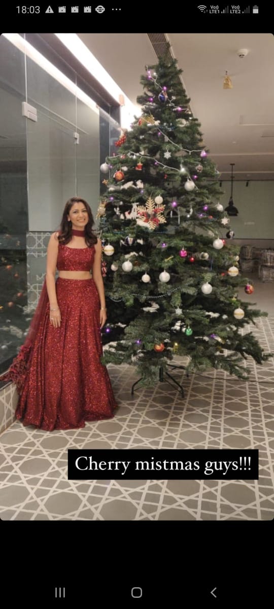 Cherry Mistmas guys: Sriti Jha gets goofy on Christmas day, fans can't stop laughing at her hilarious wish