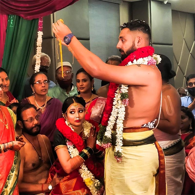 CONGRATULATIONS: KKR spinner Varun Chakravarthy ties the knot with long-time girlfriend in Chennai