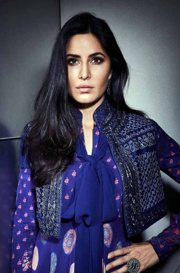 From Deepika Padukone To Katrina Kaif: When Beauties Went Dark And Blue - 3