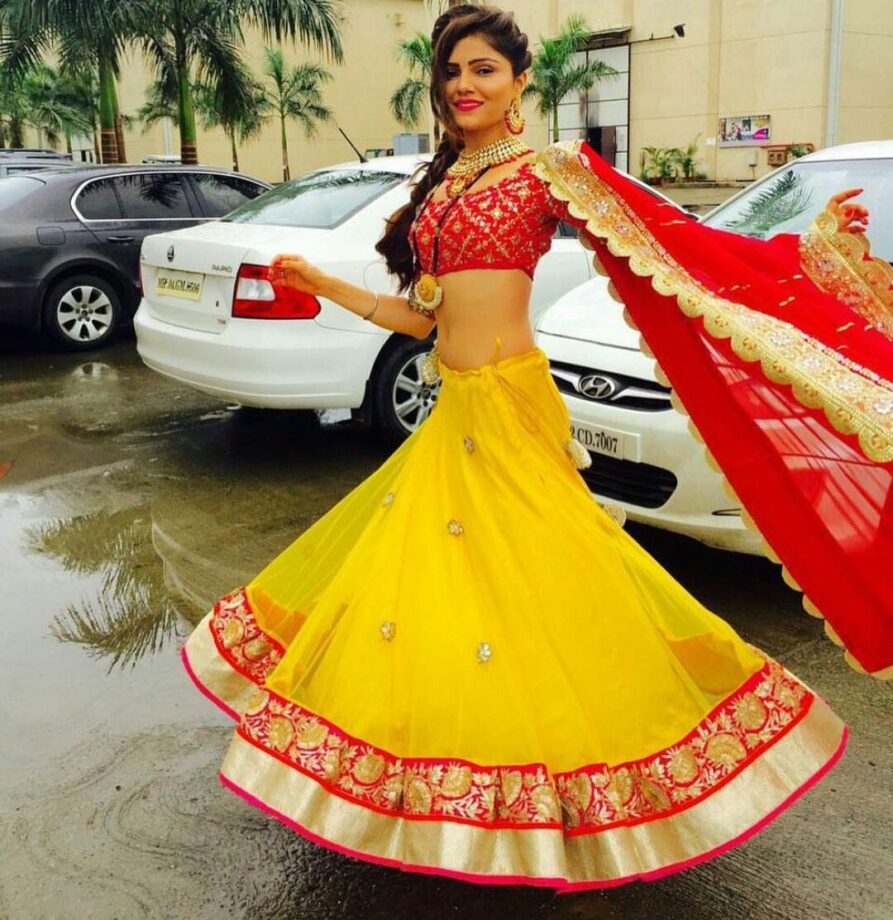 Divyanka Tripathi, Sanaya Irani, Rubina Dilaik: Best traditional attire looks in lehenga - 4