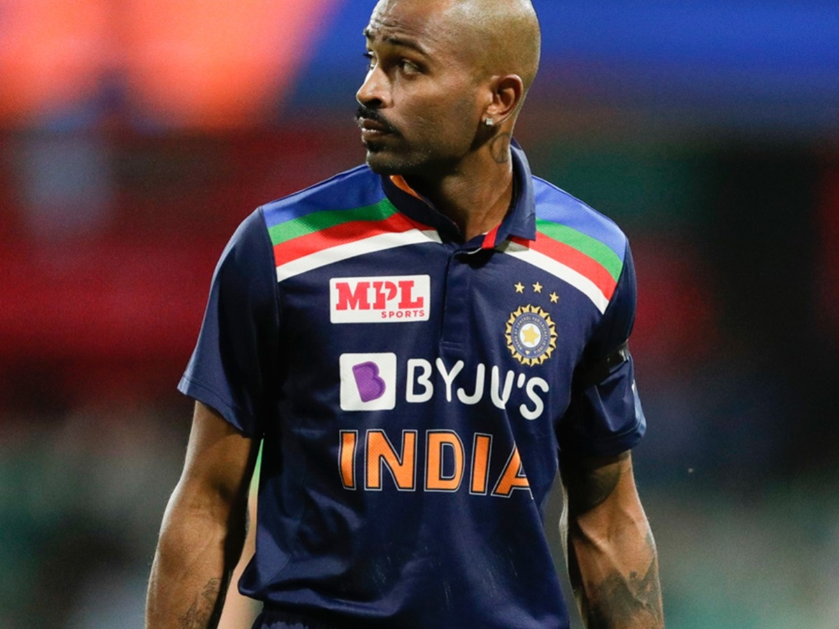 Hardik Pandya’s Hottest Look In Retro Indian Jersey