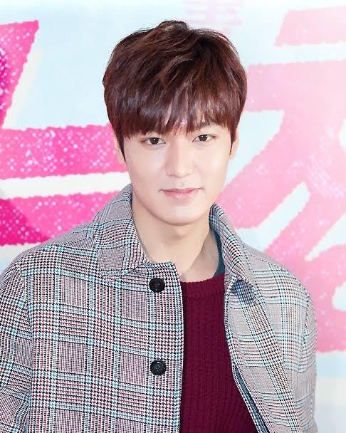 In Pics! Check Out Lee Min Ho Glowing Skin Beauty Secrets - 1