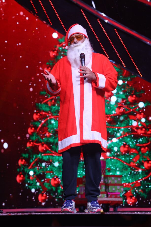 Indian Idol Season 2020: Baadshah turned Santa Claus on the sets - 1