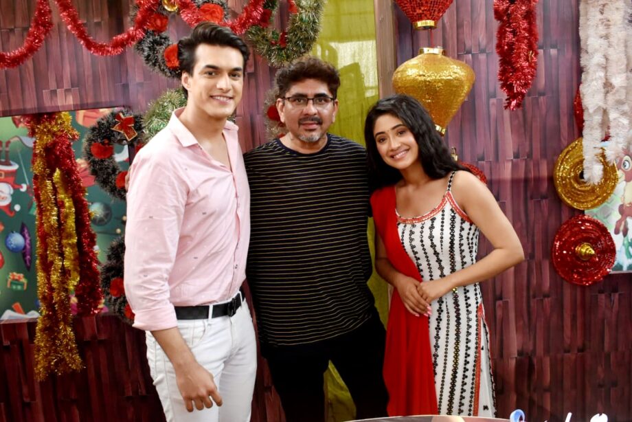 Kaira turns 1200: Inside photos of celebration with Shivangi Joshi and Mohsin Khan from the sets of Yeh Rishta Kya Kehlata Hai - 4