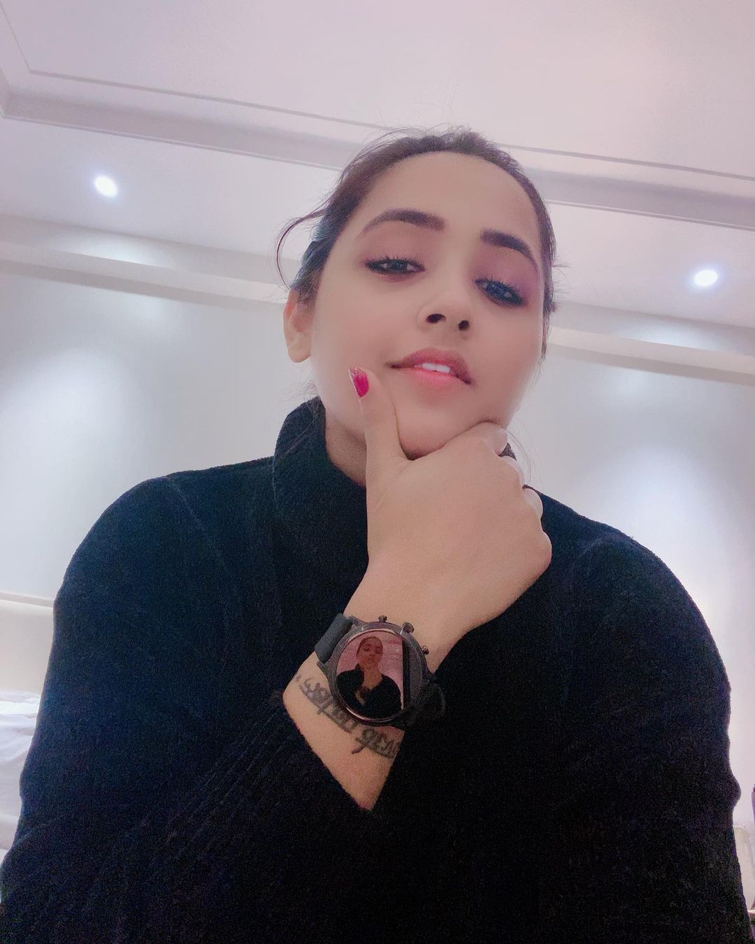 Kajal Raghwani Latest Hot Winter Look Will Make You Sweat: See Here 1