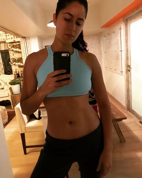 Katrina Kaif, Pooja Hegde And Shraddha Kapoor's attractive WORKOUT Photos That Will Make You SWEAT 791708