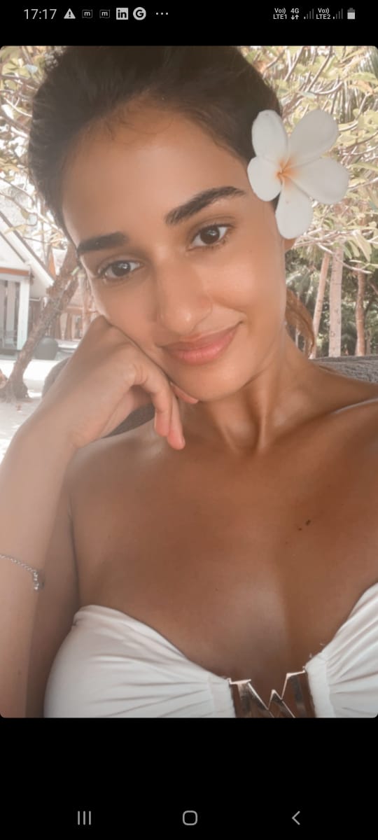 Latest Hot Unseen Picture Alert: Disha Patani looks smoking hot in white bikini, fans feel the heat 1