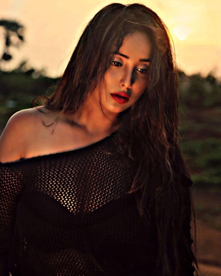 Rani Chatterjee Goes On A Break From Internet: Take a Quick Peek At Her Hottest Pics That Make Us Sweat - 6