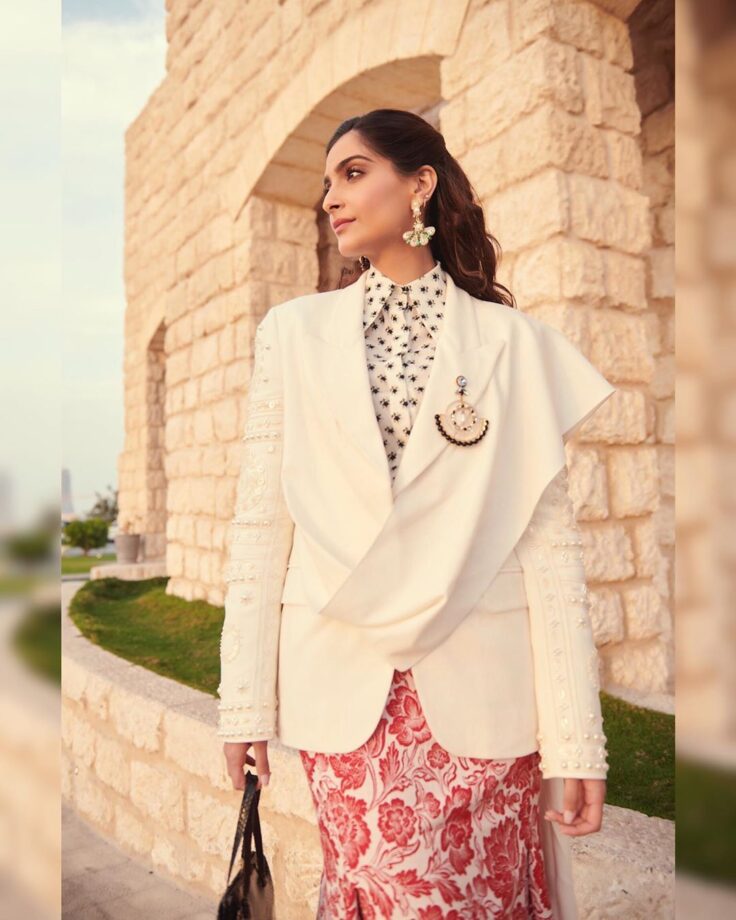 May It Be Pants or Skirts: Style Your Blazer to Perfection with Sonam Kapoor - 3