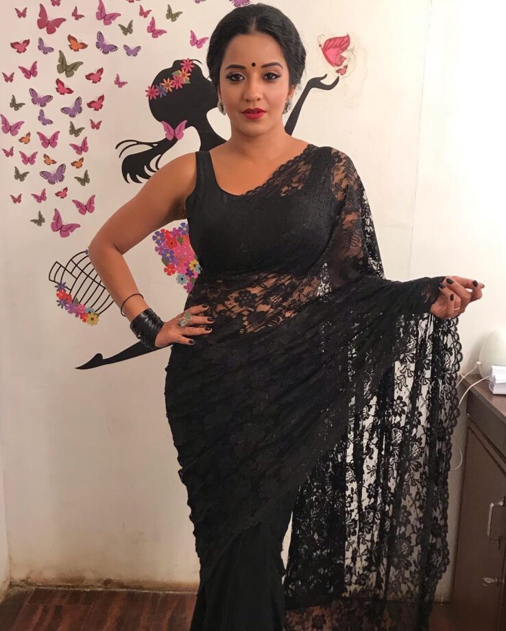 Erica Fernandes, Antara Biswas, Jennifer Winget: Have A Look At Celeb Approved Black Outfits For All Festives - 0