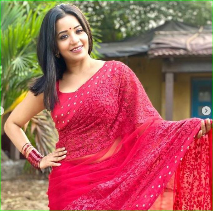 Monalisa Has The Hottest Look In Saree: See The Divas Pics Here - 1