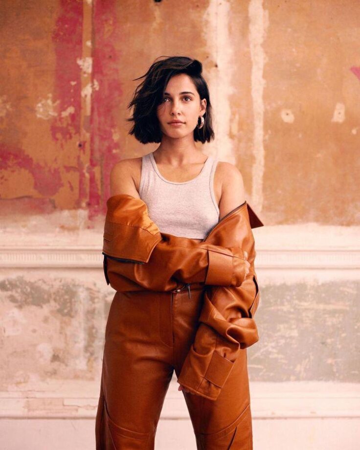 Naomi Scott Top 5 Hottest Pics That Will Steal Your Heart - 4