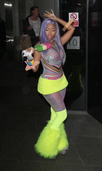 Nicki Minaj’s Top 5 Most Weird Outfits - 0