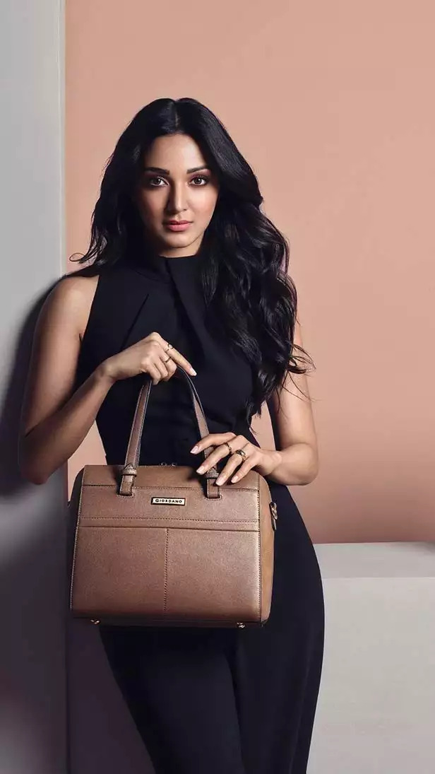 Nora Fatehi Or Kiara Advani: Have A Look At This Actresses Luxury Handbags That Will Keep You in Awe 2