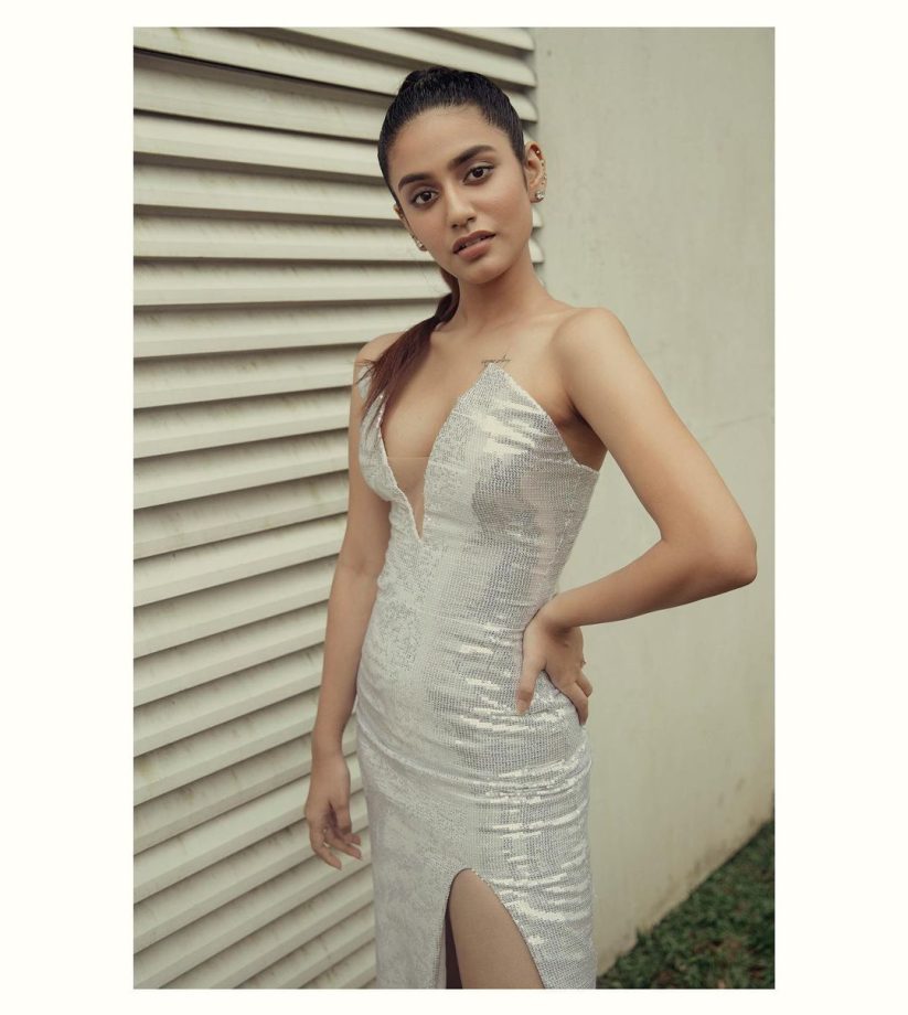 Priya Prakash Varrier's Top 5 Hottest Bodycon Outfits 819967