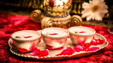 Satisfy Your Cold Cravings With This Gulab Ki Kheer