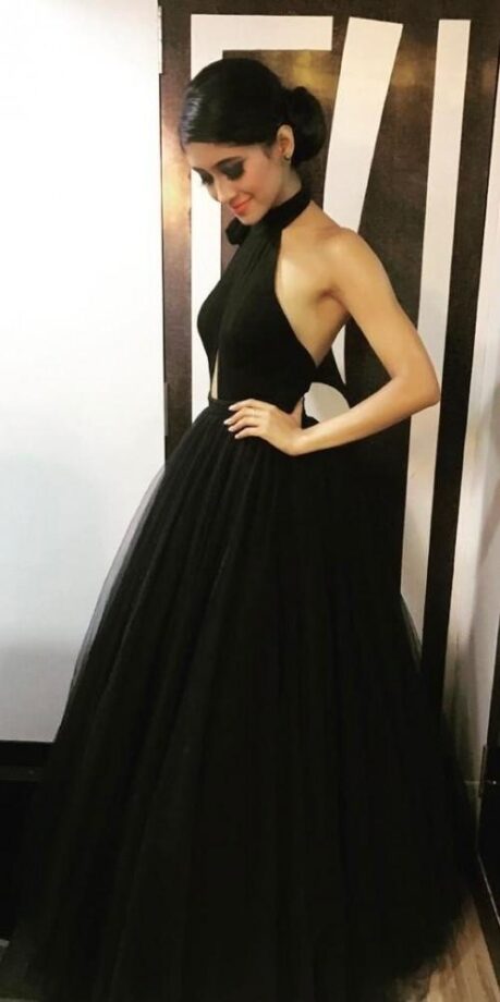 Shivangi Joshi Has The Attractive Looks In Black Outfits & This Pictures Are Enough To Prove It - 2