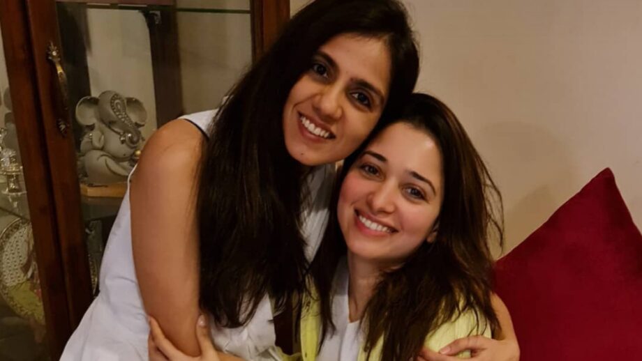 Sunday Party Fun: Tamannaah Bhatia spends her weekend with childhood bestie, netizens go all 'aww' 1