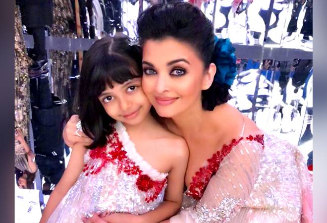 From Kareena Kapoor To Aishwarya Rai: Cute moments with kids caught on camera - 2