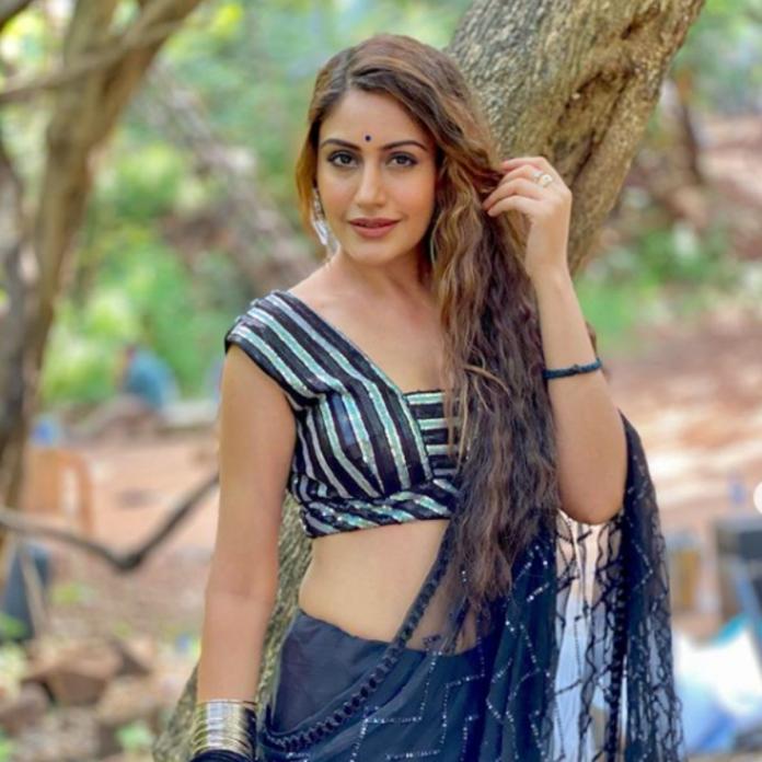 Surbhi Chandna’s Love For Sarees Is Never-Ending & We Have Enough Proof Of It - 2