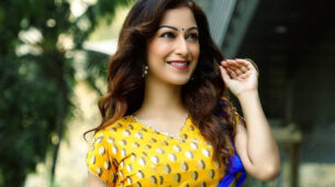 Taarak Mehta Ka Ooltah Chashmah’s Sunayana Fozdar- A Lady with The Hottest Curves: Watch Attractive Pics Here