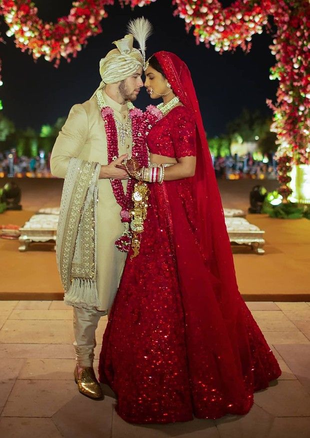 Take Cues from Priyanka Chopra Jonas for Hottest Wedding Looks 2