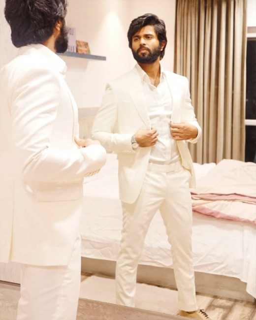 Vijay Deverakonda: A True Fashion Icon - 1