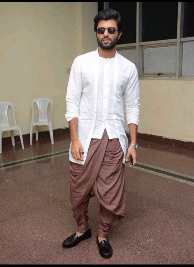 Take Cues From Vijay Deverakonda For Exceptional Looks And Dressing Styles To Be A Wedding Guest - 2