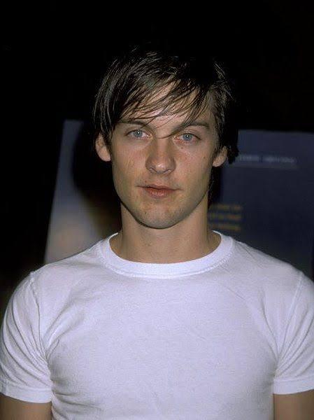 Tobey Maguire And His Delicious Clean Shaven Looks - 1