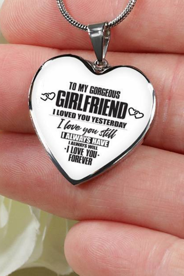 Top 5 Most Beautiful Personalised Jewellery That Will Make A Perfect Gift For Your Bae - 0