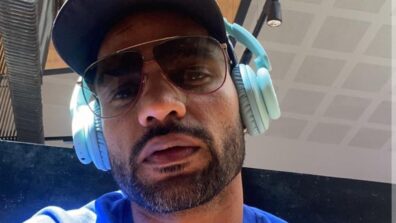 Travel Mode: Shikhar Dhawan shares selfie enjoying loud music, fans love it