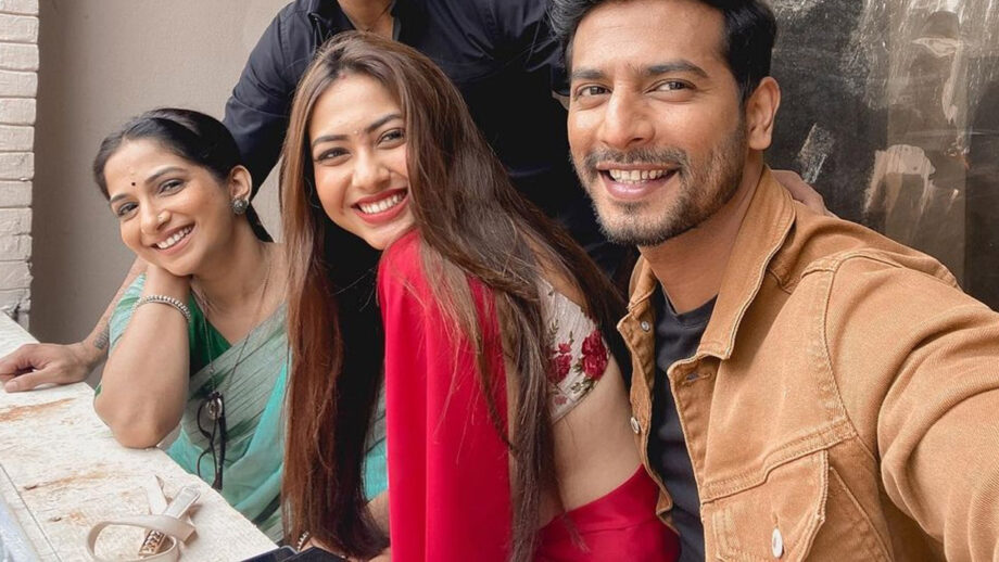 Tujhse Hai Raabta fame Reem Sameer Shaikh all happy as she shares exclusive BTS picture with co stars