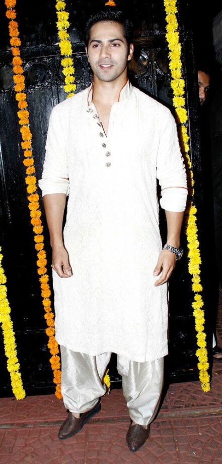 Varun Dhawan To Kunal Khemu: Have A Look At Kurtas Approved By Bollywood Celebs For This Festive Season - 2