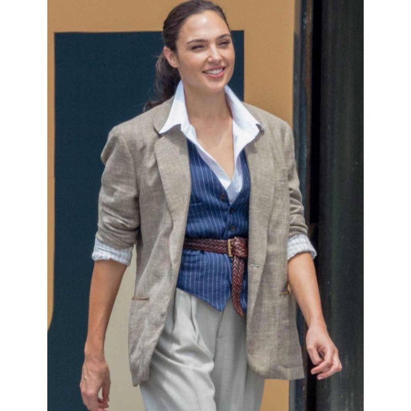 Victoria Beckham, Gal Gadot To Dakota Johnson: Have A Look At Who Got It Perfect With Blazers - 6