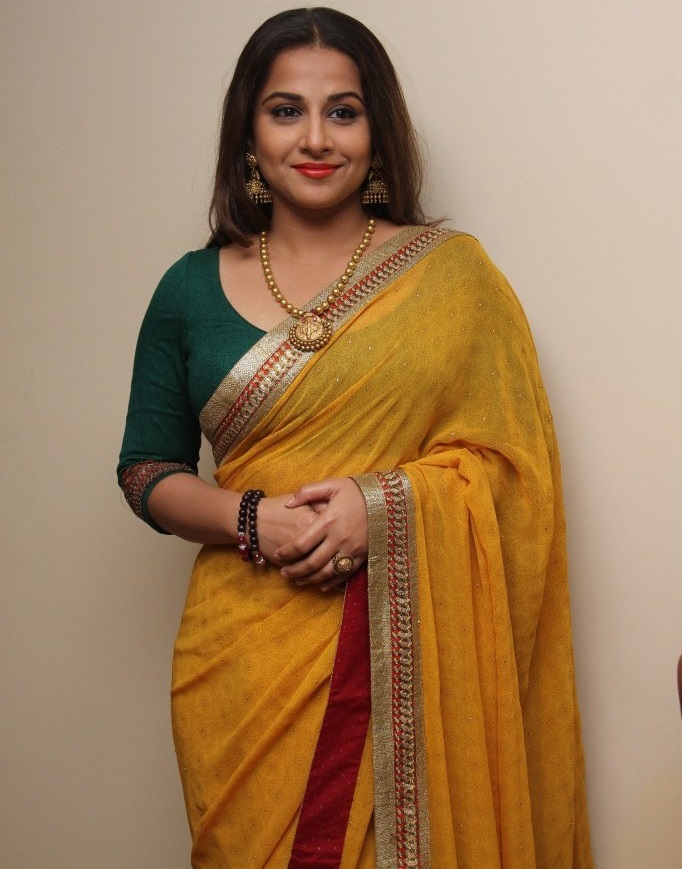 Vidya Balan, Sara Ali Khan, and Kangana Ranaut: Times When Celebrities Approved Yellow Saree For All Festivals - 0