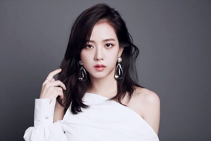 What makes Blackpink's Jisoo the HOTTEST Model in K-pop Industry?