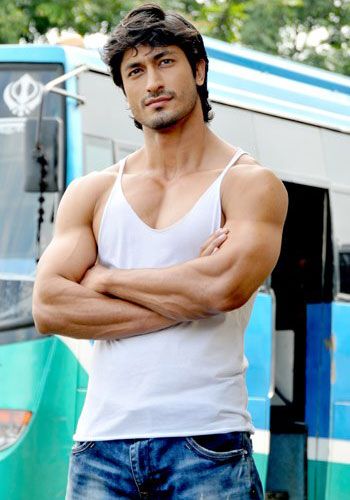 5 Unknown Facts About The Best Action Star Of B-Town Vidyut Jammwal - 1