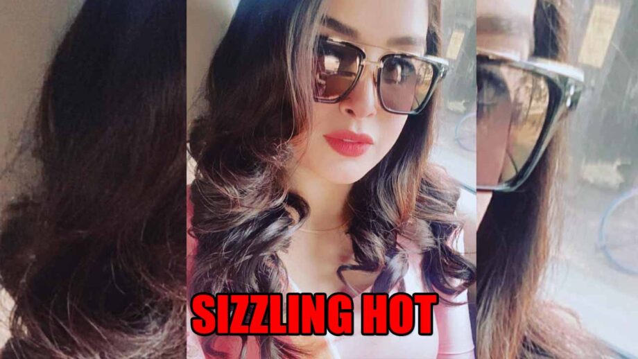 Aamrapali Dubey Looks Sizzling Hot In Her Pink Outfit: See Pic