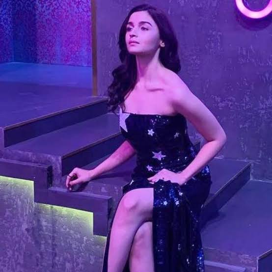 Alia Bhatt, Deepika Padukone And Shilpa Shetty: Best Of Thigh-High Slit Gowns - 0