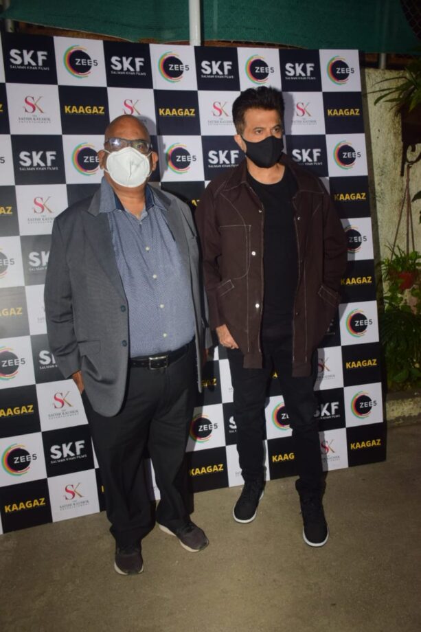 Anil Kapoor, Farhan Akhtar, Anupam Kher and other prominent personalities were spotted at the special screening of ZEE5’s Kaagaz last night - 2