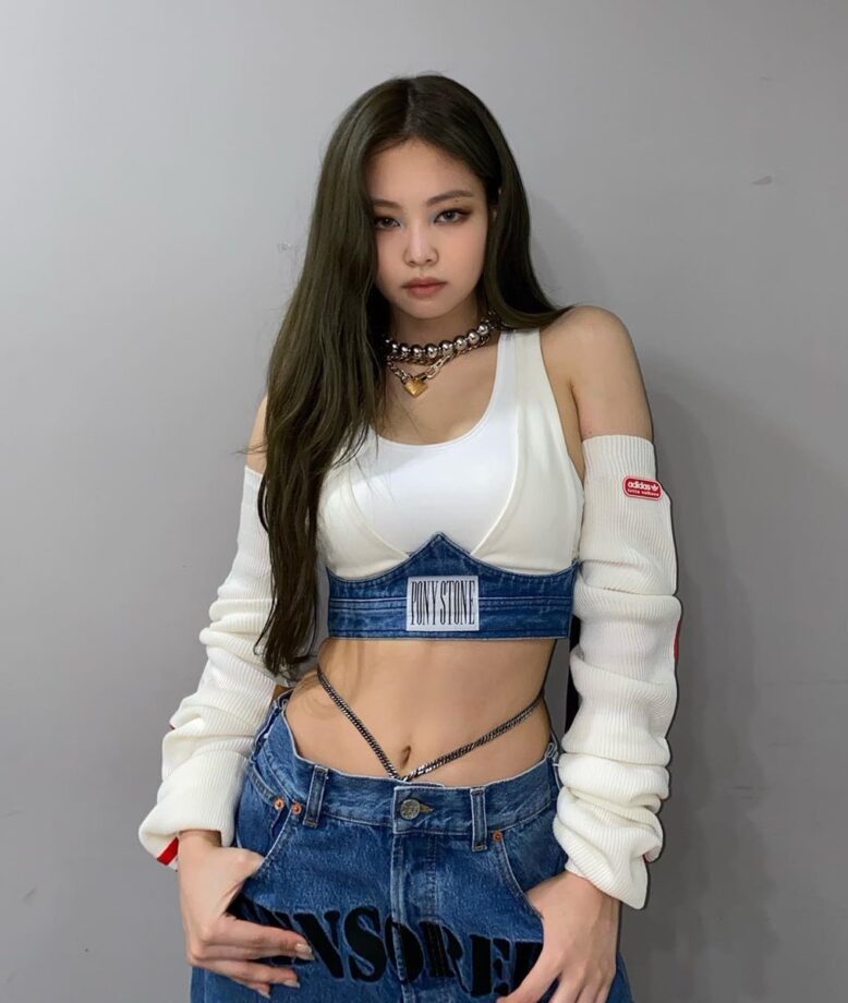 BLACKPINK’s Jennie Can Slay Any Calvin Klein Outfit; Here’s A Proof - 5