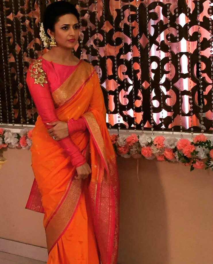 Divyanka Tripathi, Anita Hassanandani, Devoleena Bhattacharjee: Who Carried the Kanjeevaram Saree Look Better? - 1