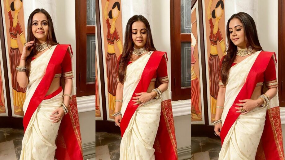 Divyanka Tripathi, Anita Hassanandani, Devoleena Bhattacharjee: Who Carried the Kanjeevaram Saree Look Better? - 0