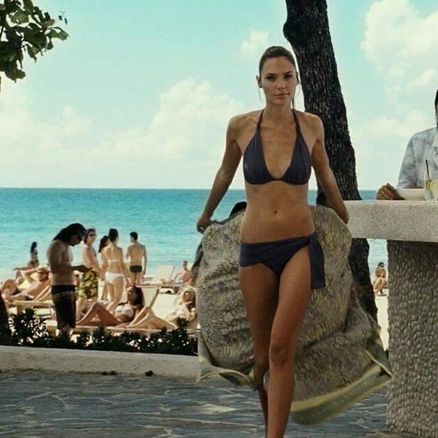 Gal Gadot Has The Hottest Looks In Bikinis: Have A Look At Her Hottest Pics - 1